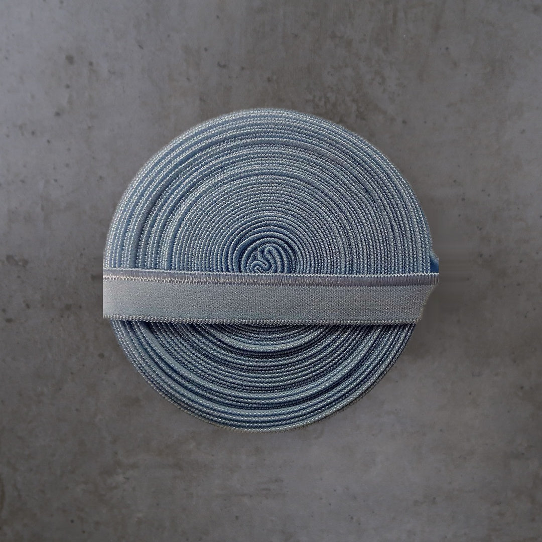 Picot Denimblauw Licht Glad Glimmend Soys Kantjeboord