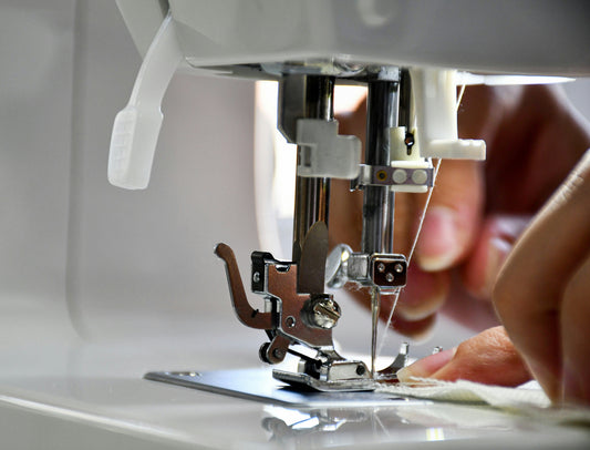 Naaimachine steken voor beginners: welke steek gebruik je wanneer?