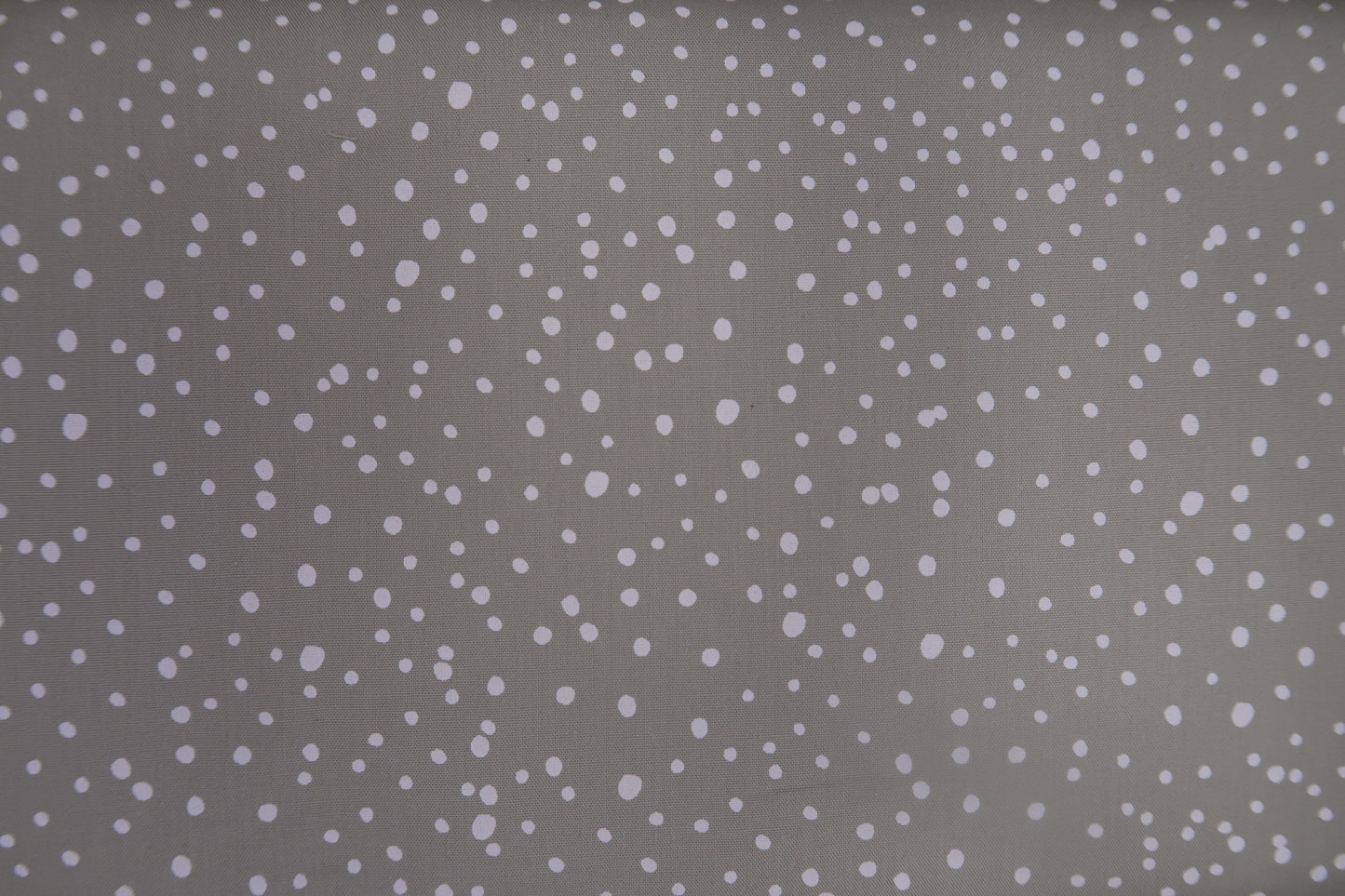 Katoen Poplin Print Mini Dots Grey Soys Kantjeboord