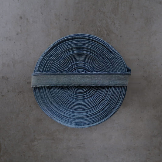Picot Denimblauw Glad Glimmend Soys Kantjeboord