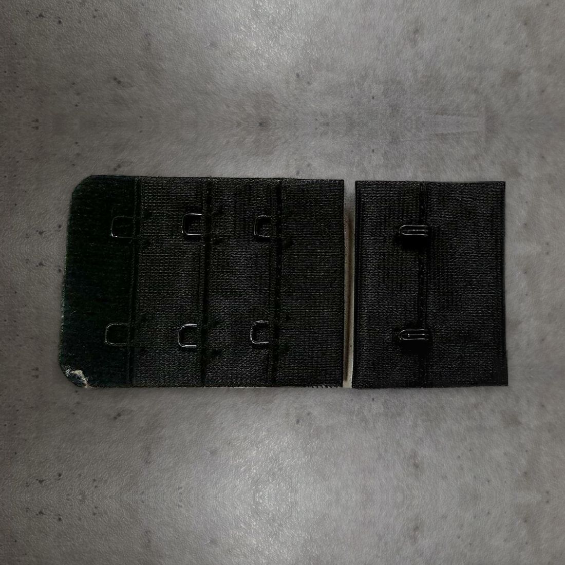 Sluiting Donkergroen 2 haaks Soys Kantjeboord